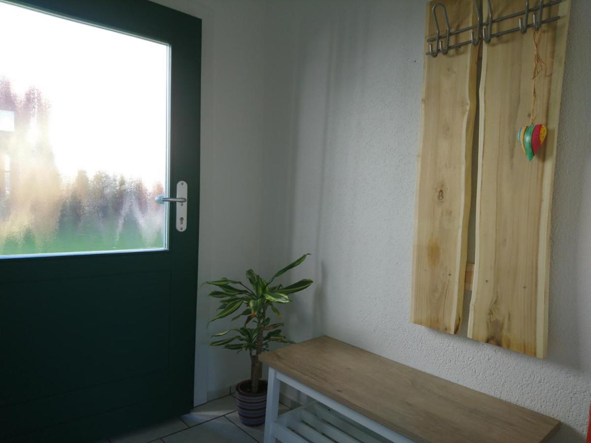Ferienwohnung Weseraue Holzminden Exterior photo